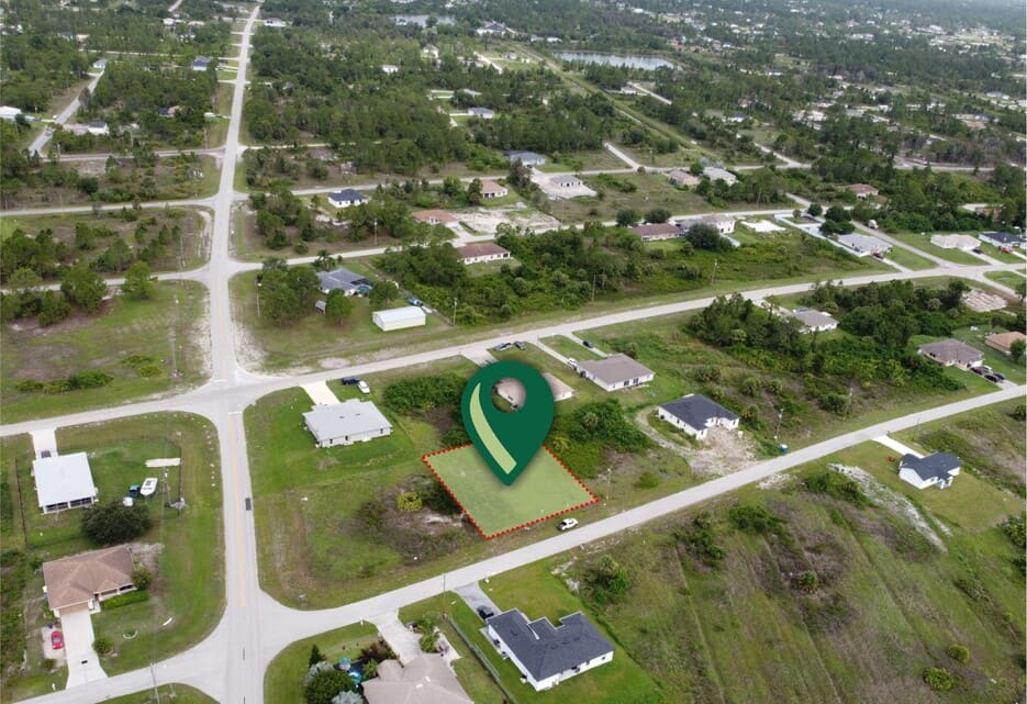 Land in 974 Countess Ave, Lehigh Acres, FL 33974